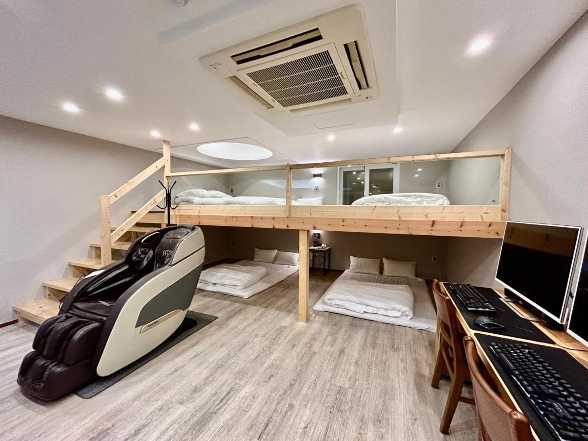Series Hotel Гиеонгджу Екстериор снимка