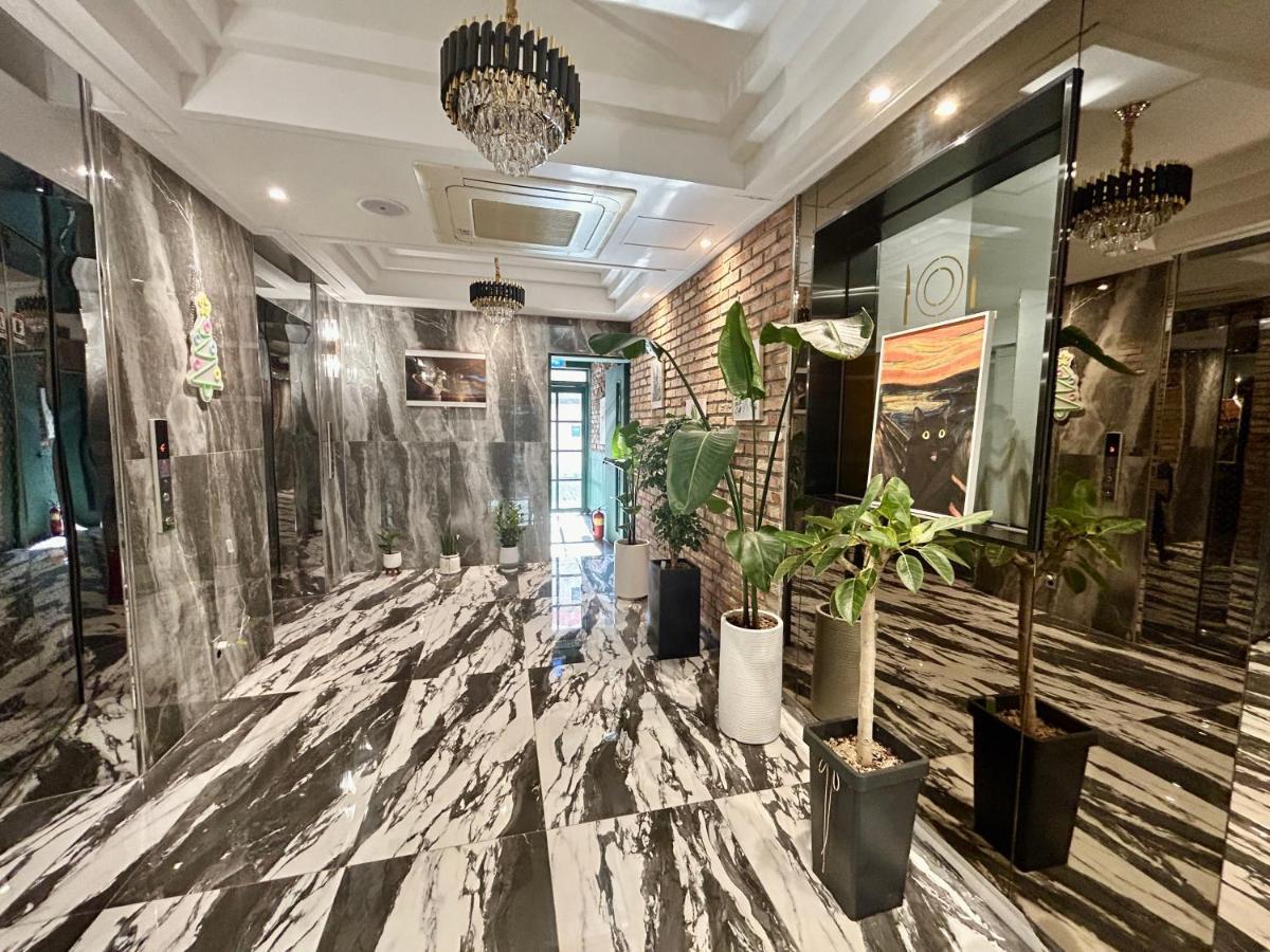 Series Hotel Гиеонгджу Екстериор снимка