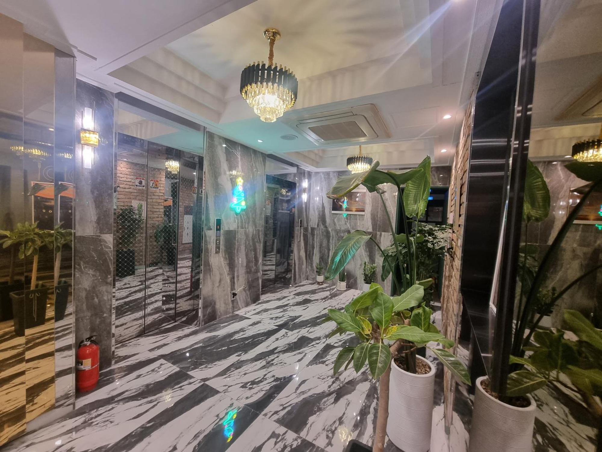 Series Hotel Гиеонгджу Екстериор снимка