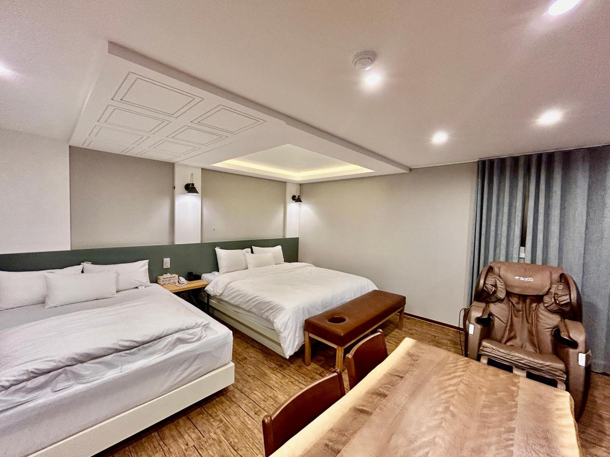 Series Hotel Гиеонгджу Екстериор снимка