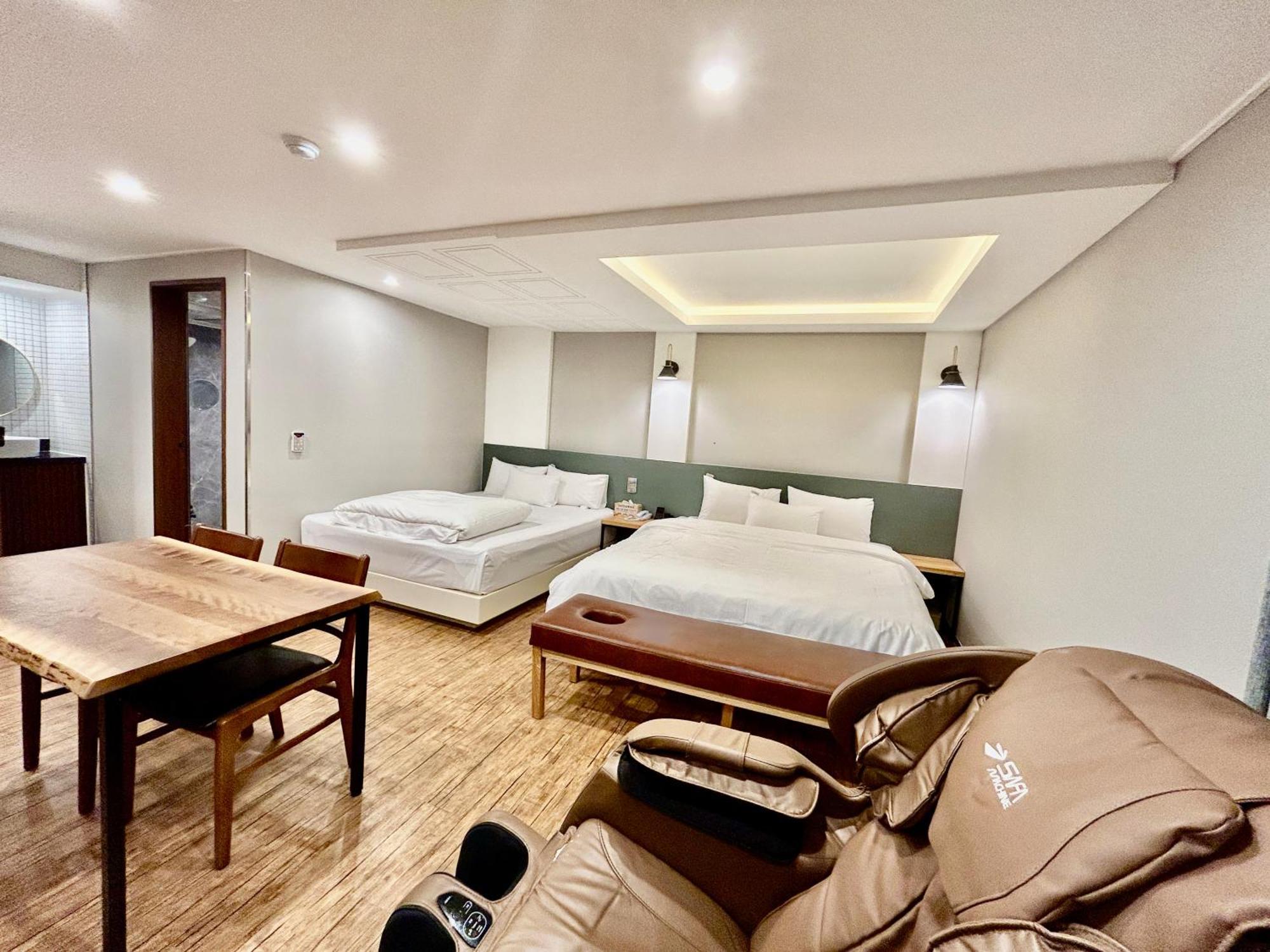 Series Hotel Гиеонгджу Екстериор снимка