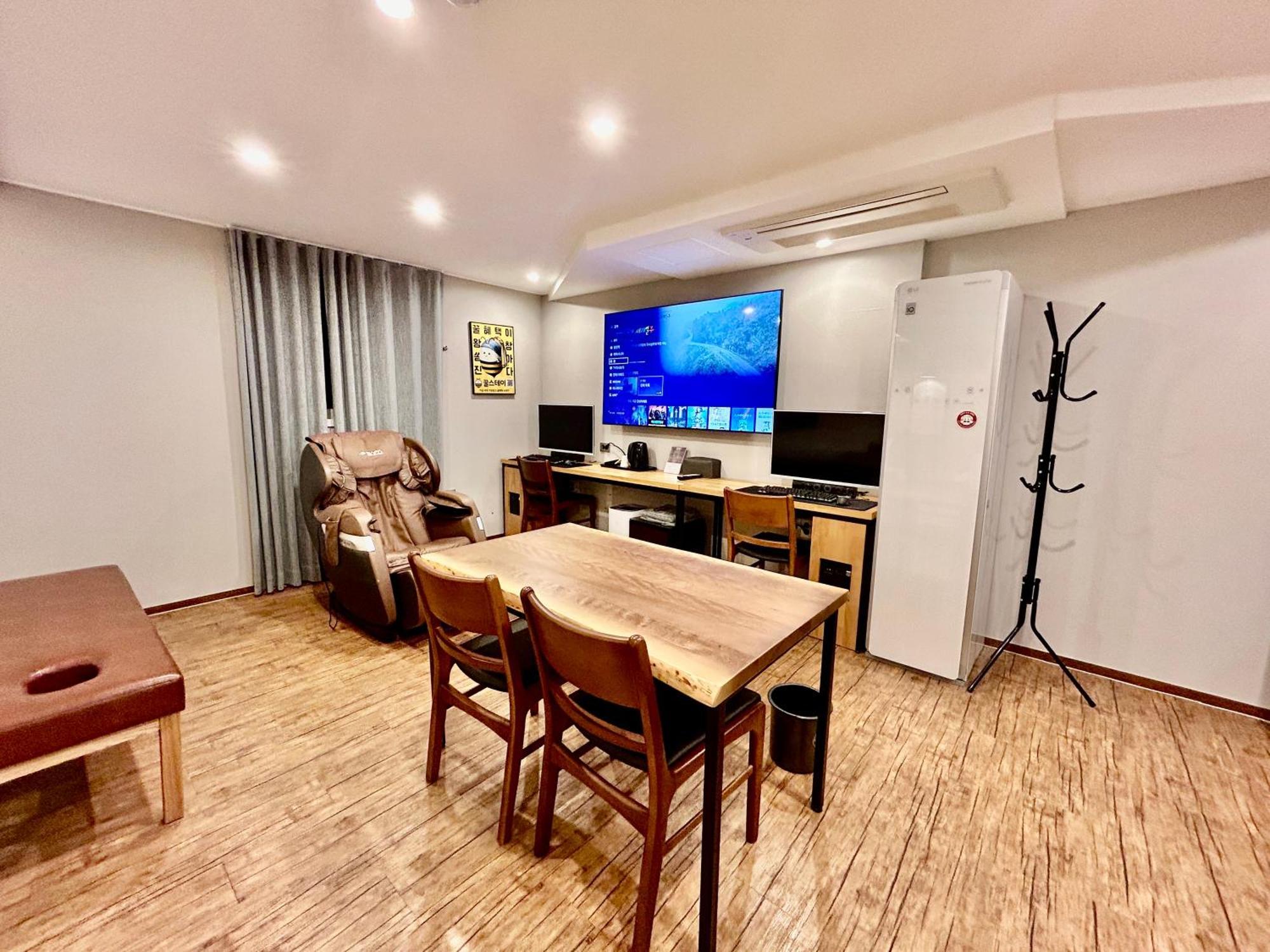Series Hotel Гиеонгджу Екстериор снимка