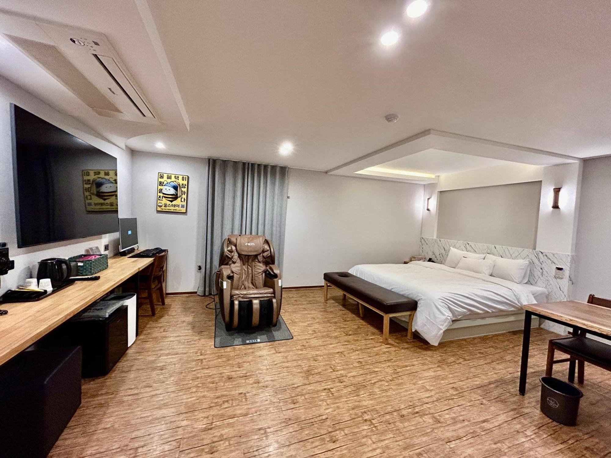 Series Hotel Гиеонгджу Екстериор снимка
