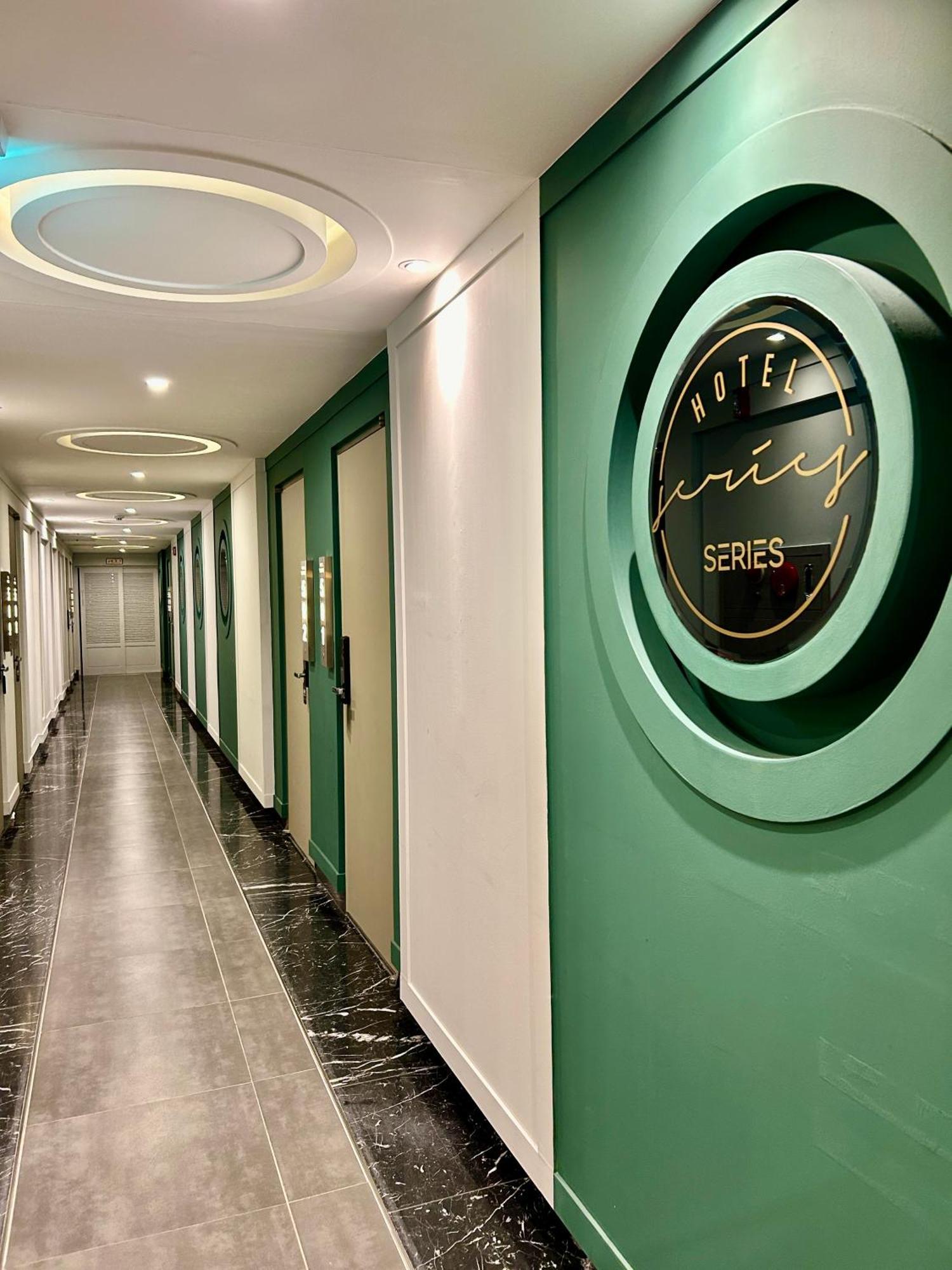 Series Hotel Гиеонгджу Екстериор снимка