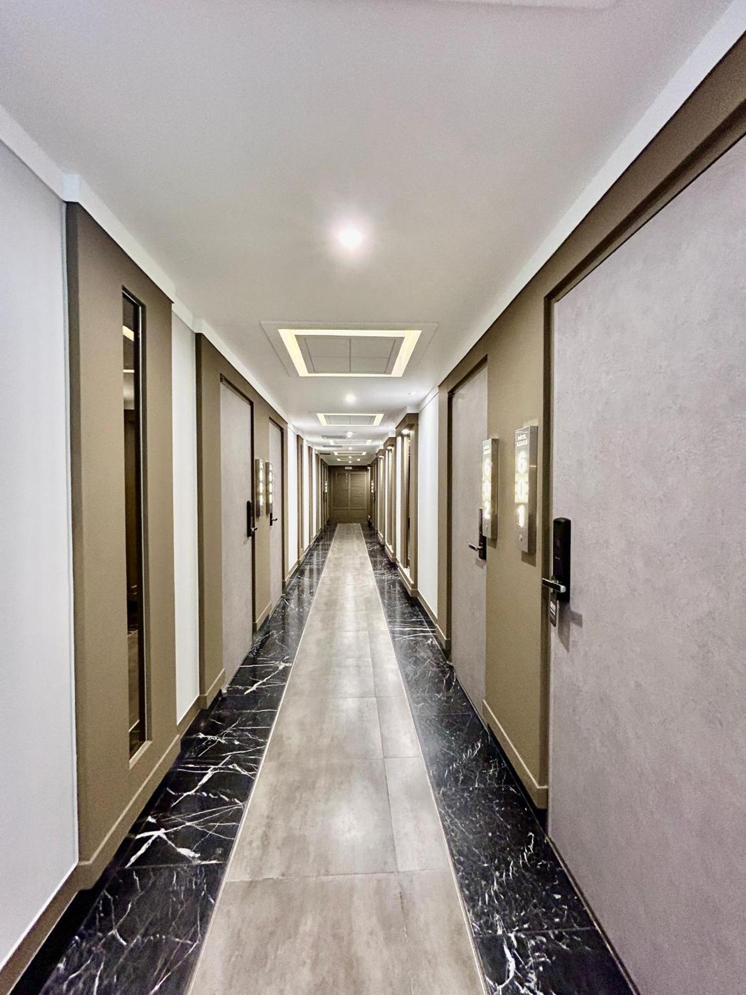 Series Hotel Гиеонгджу Екстериор снимка