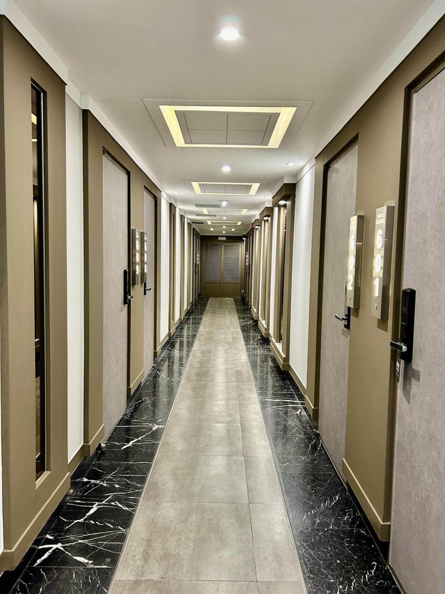 Series Hotel Гиеонгджу Екстериор снимка